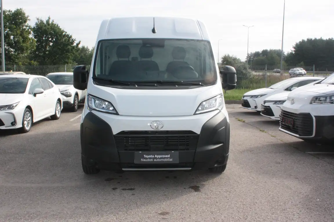 TOYOTA PROACE