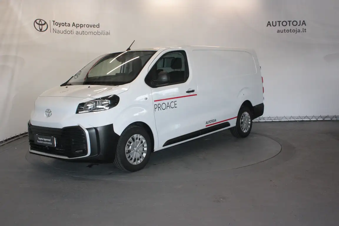 TOYOTA PROACE