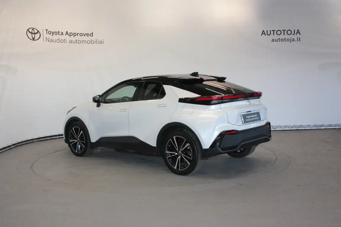 TOYOTA C-HR