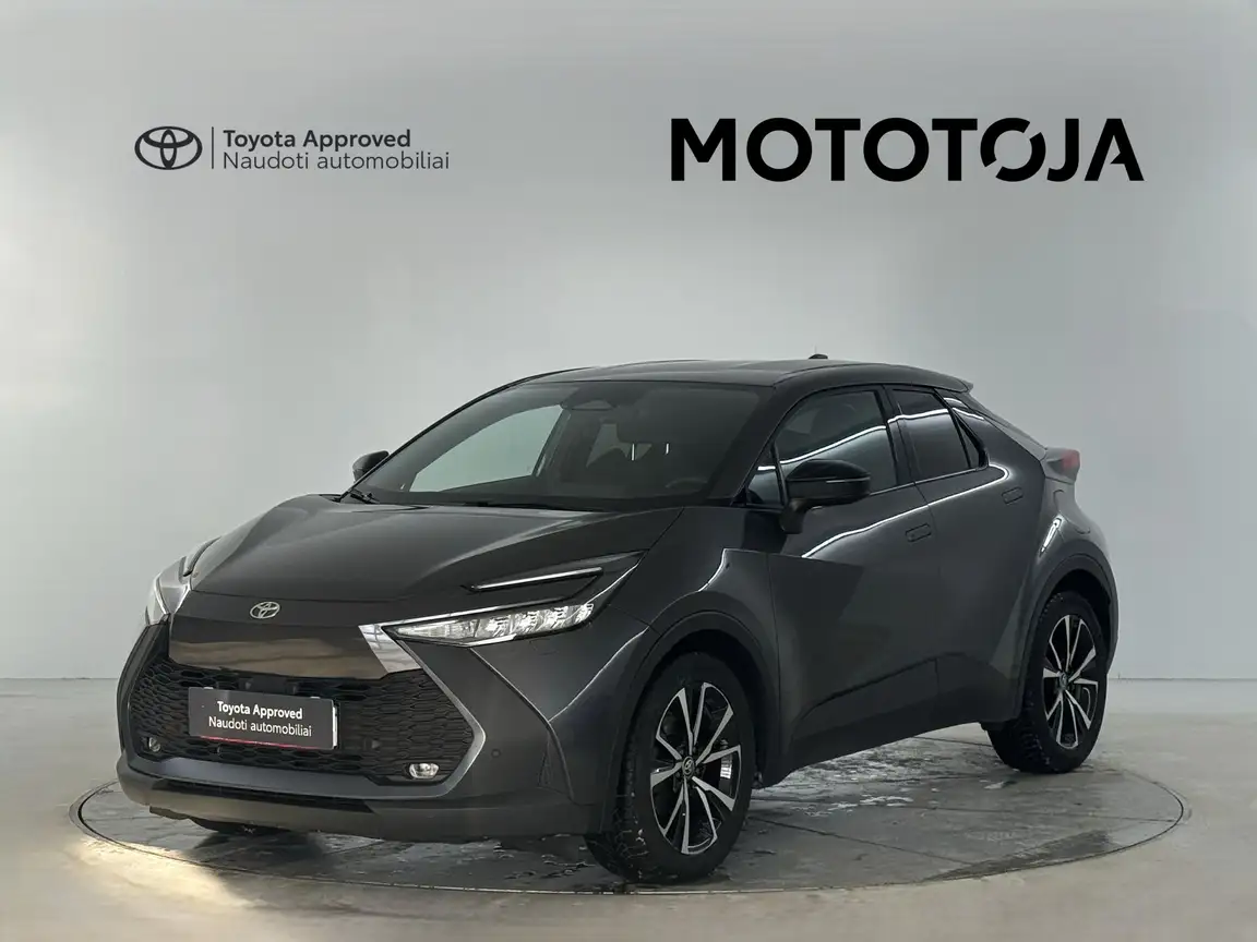 TOYOTA C-HR