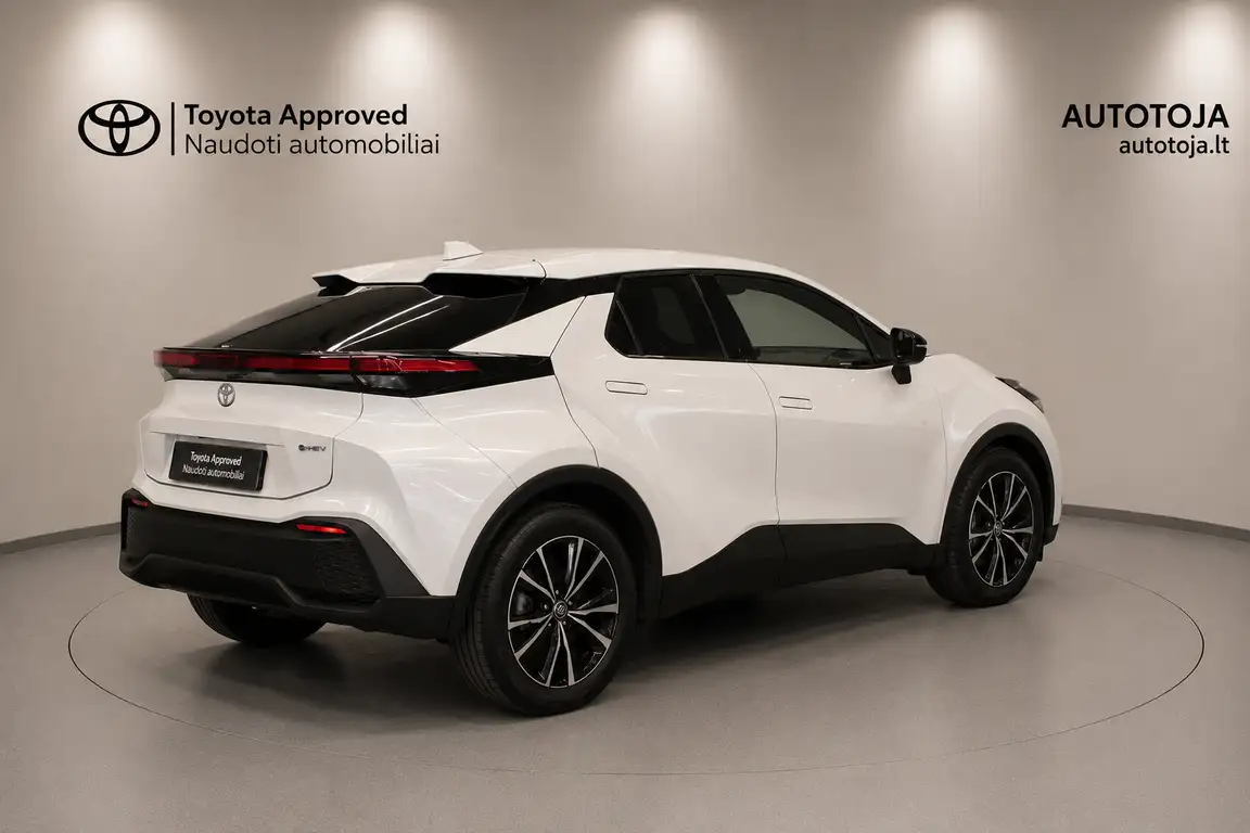 TOYOTA C-HR