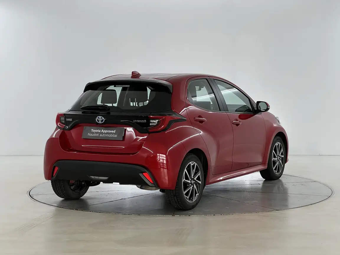 TOYOTA YARIS