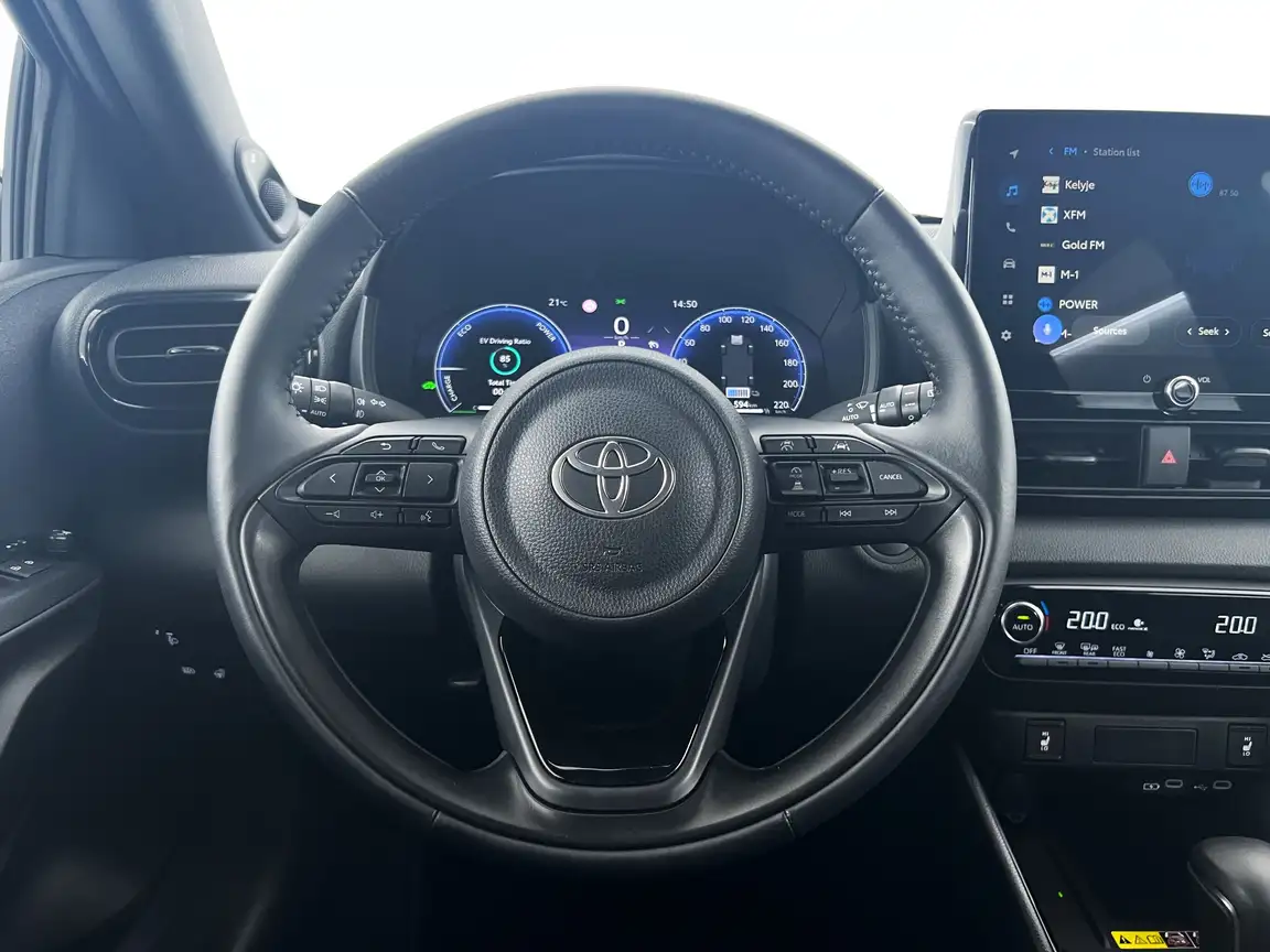 TOYOTA YARIS