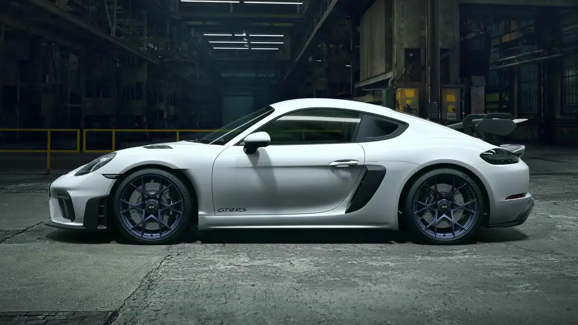 PORSCHE 718