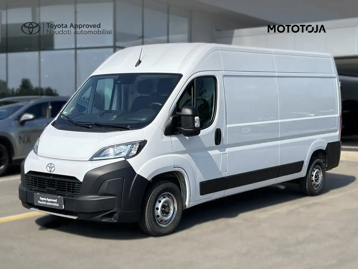 TOYOTA PROACE