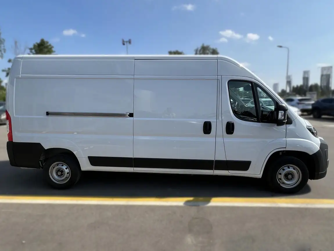 TOYOTA PROACE