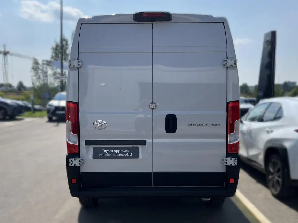 TOYOTA PROACE