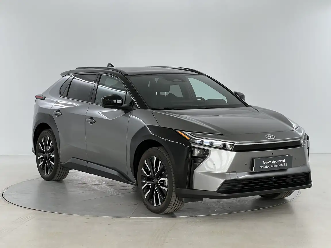 TOYOTA BZ4X