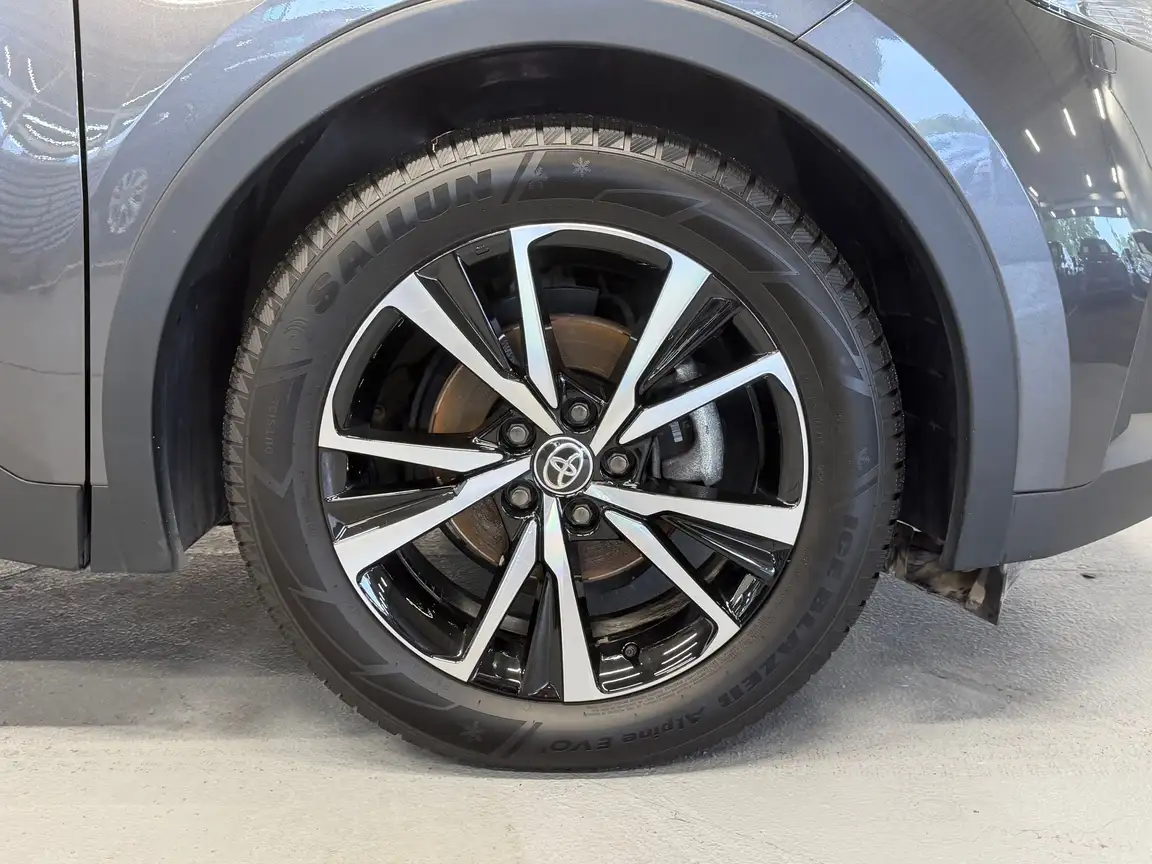 TOYOTA C-HR