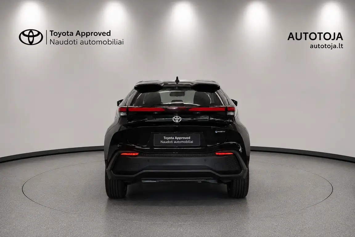 TOYOTA C-HR