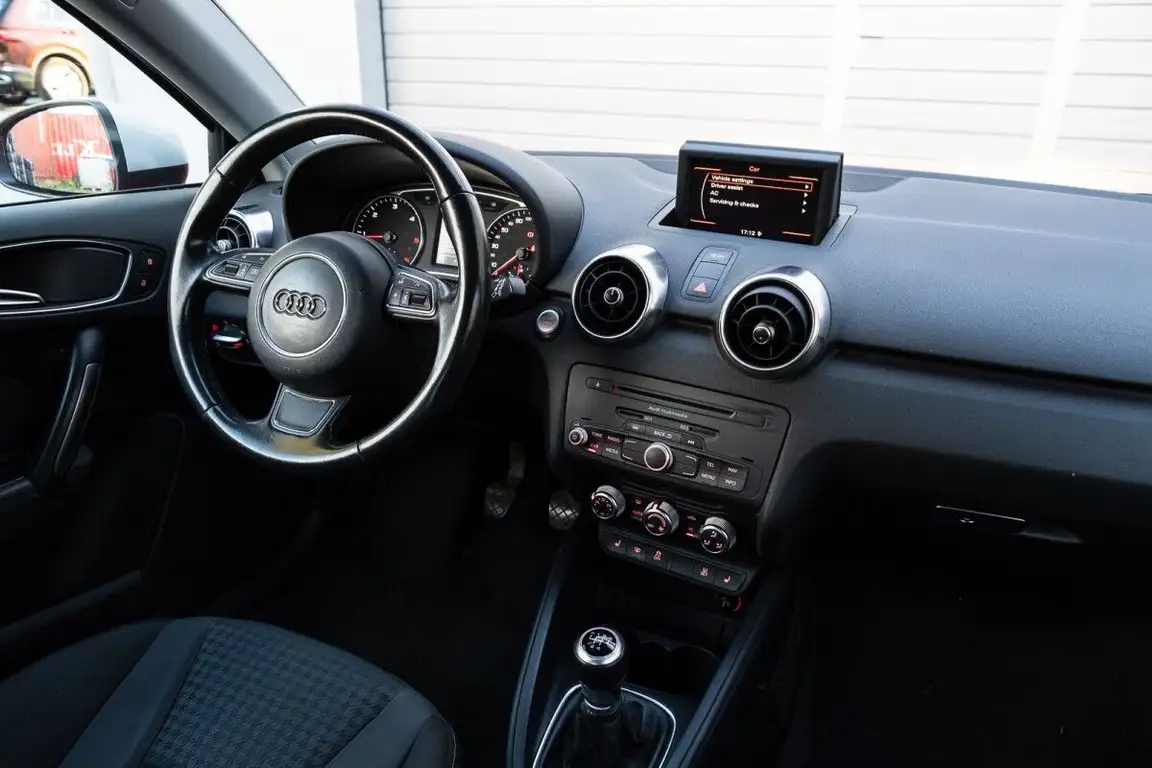 AUDI A1