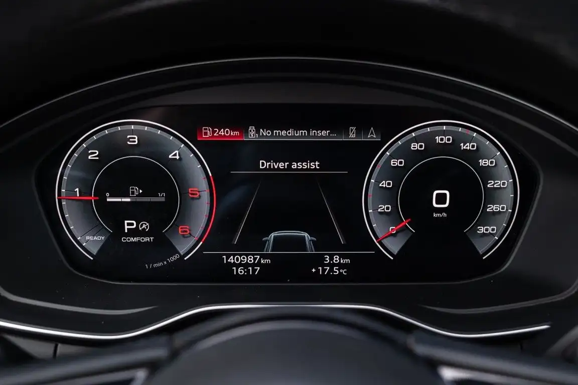 AUDI A4