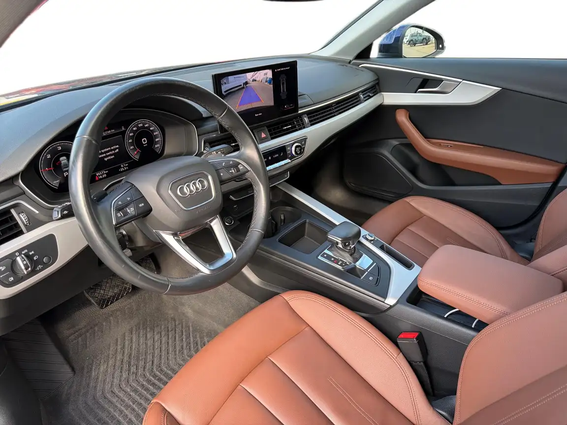 AUDI A4