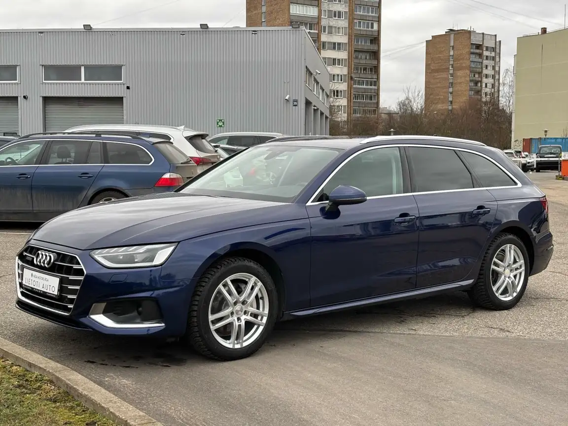 AUDI A4