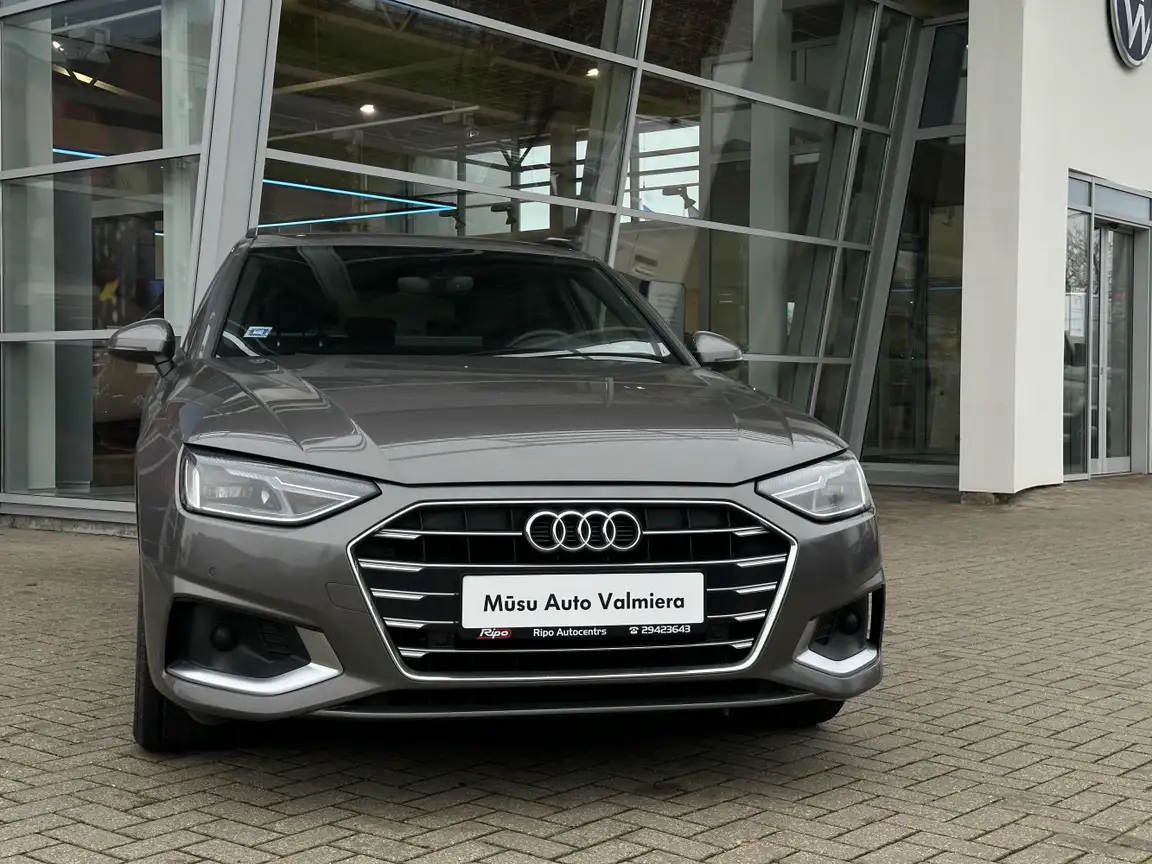 AUDI A4