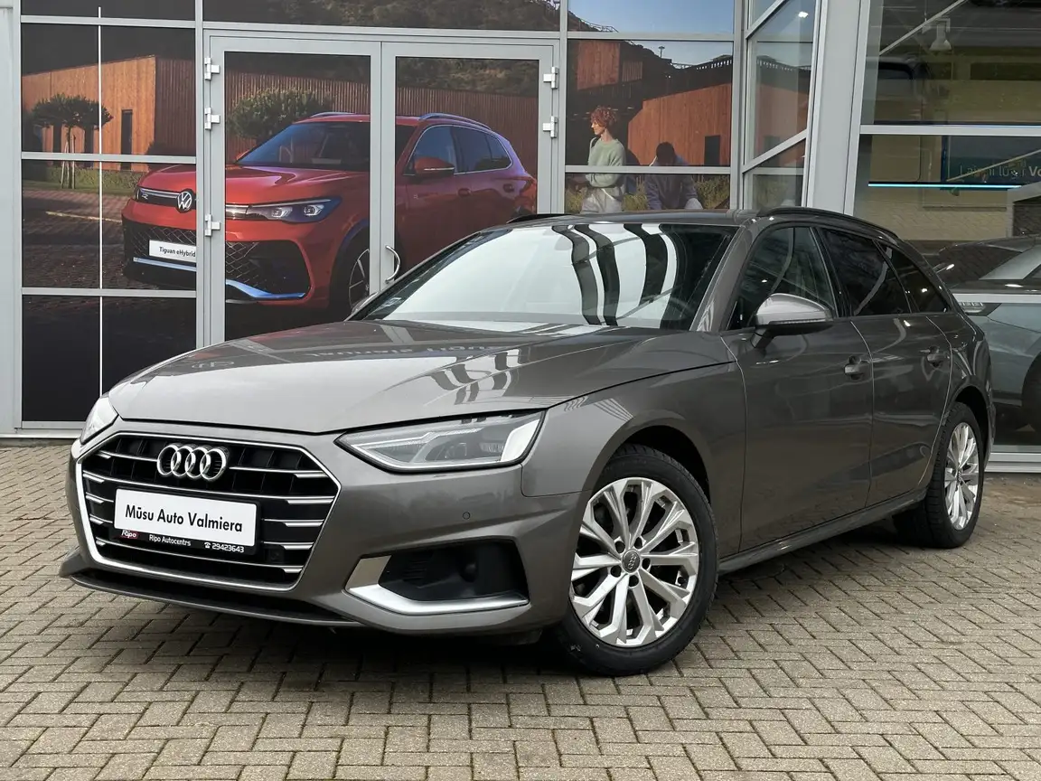 AUDI A4