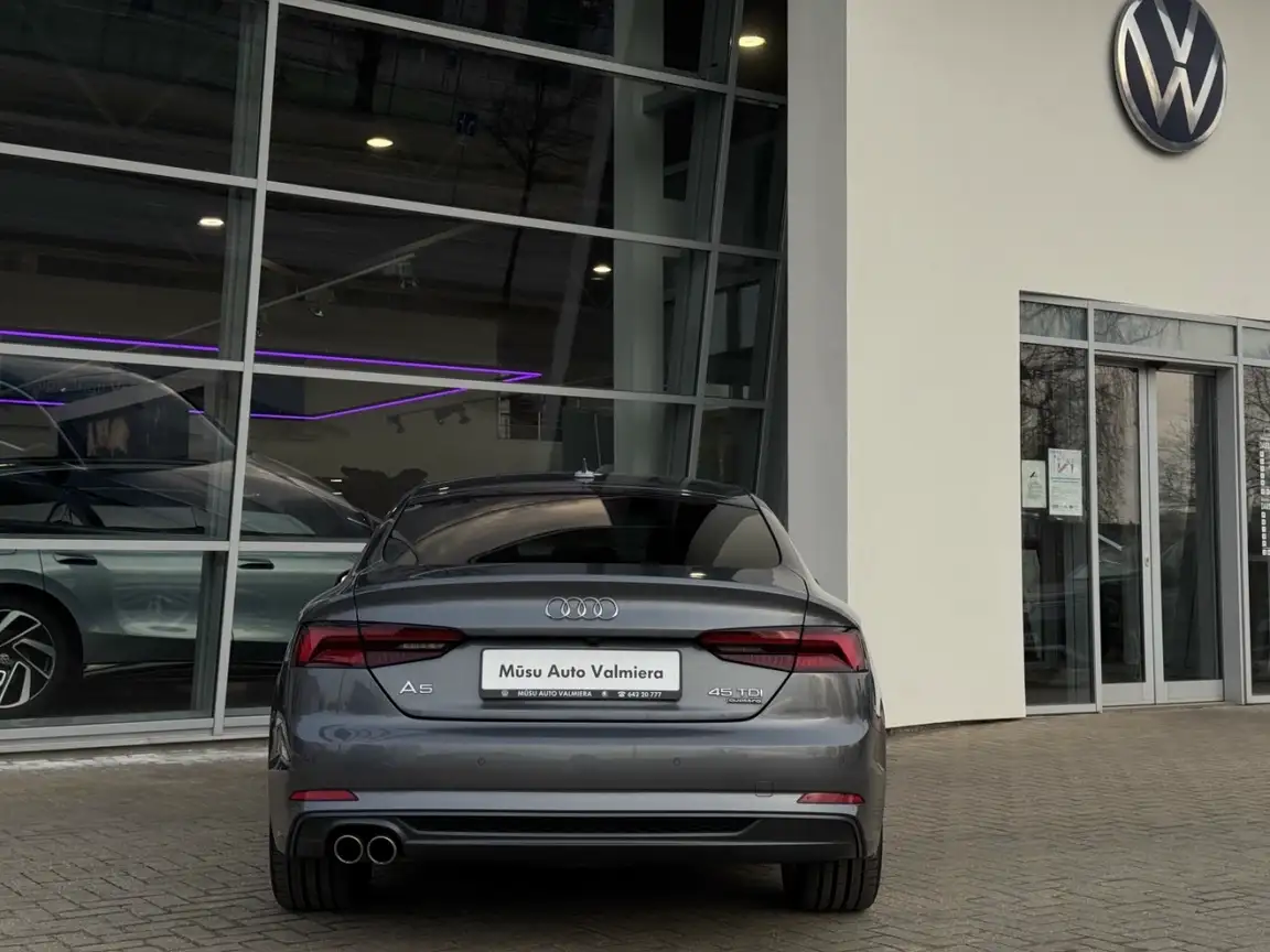 AUDI A5