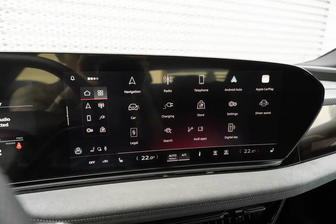 AUDI A6 E-TRON