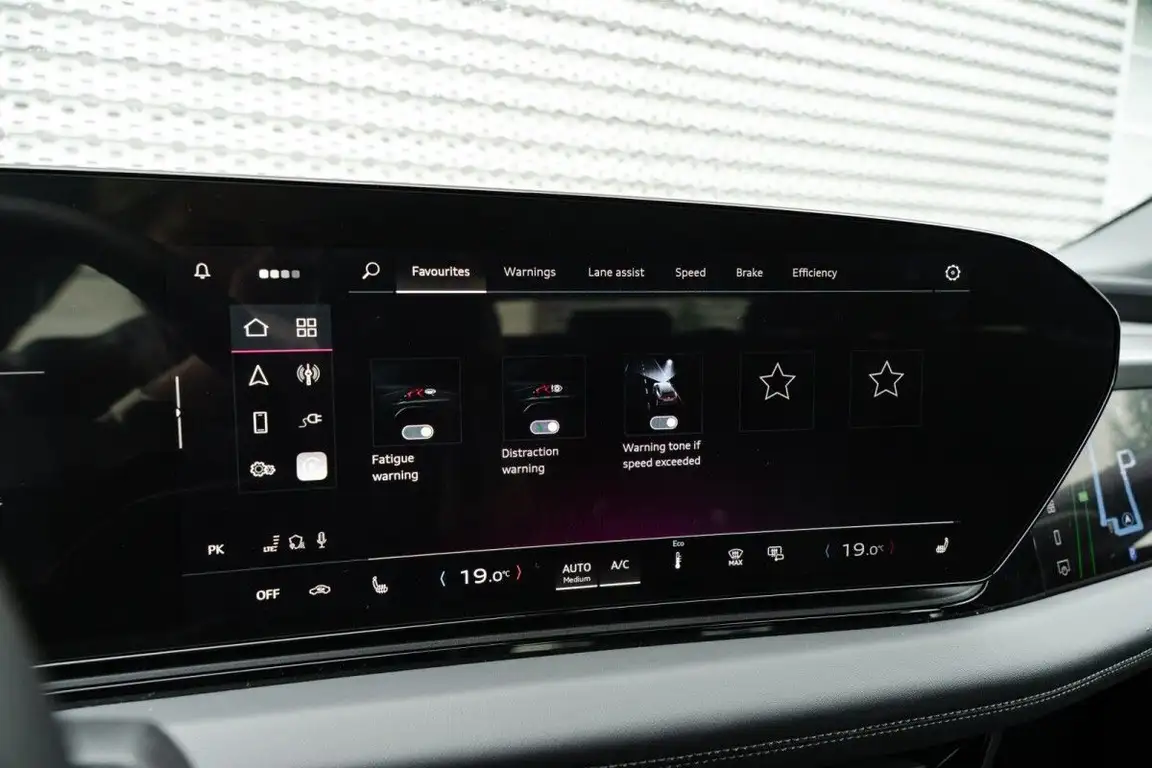 AUDI A6 E-TRON