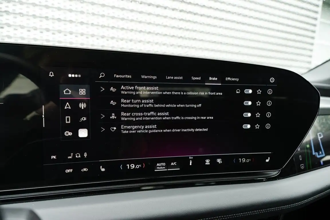 AUDI A6 E-TRON