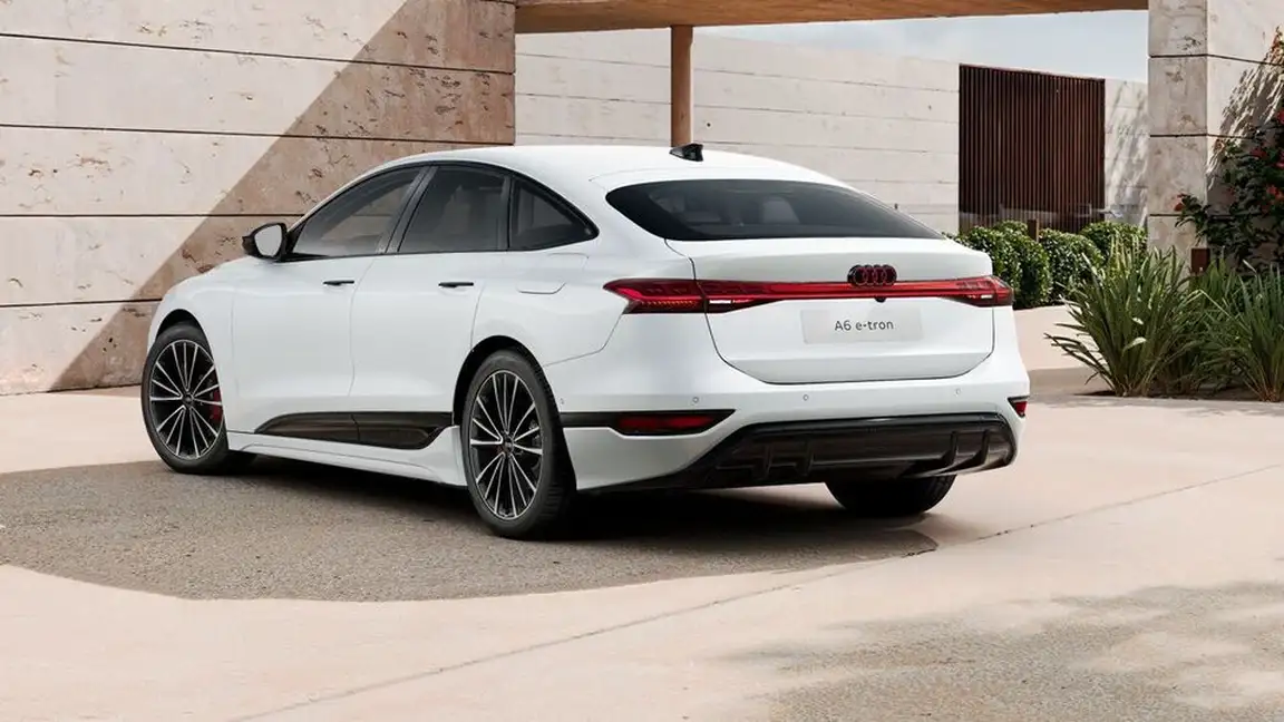 AUDI A6 E-TRON