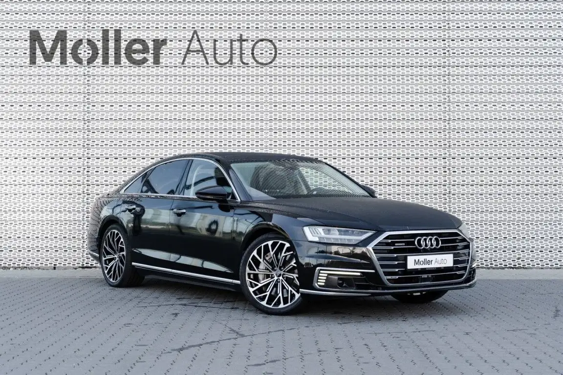AUDI A8