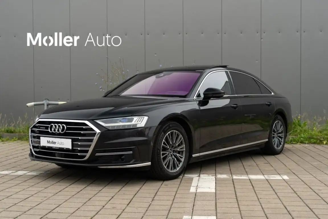 AUDI A8