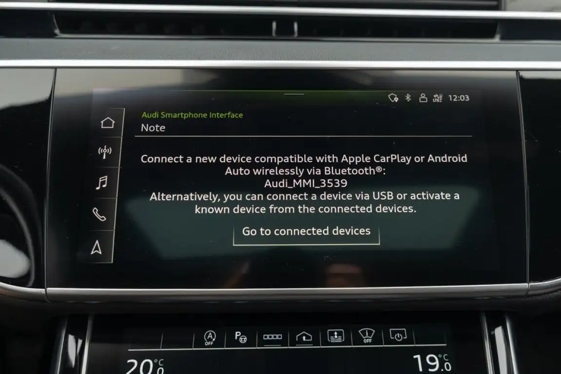 AUDI A8
