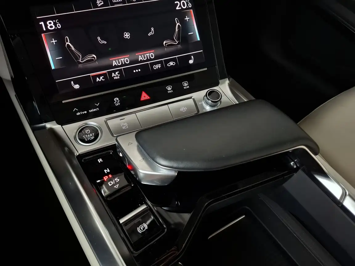 AUDI NONE