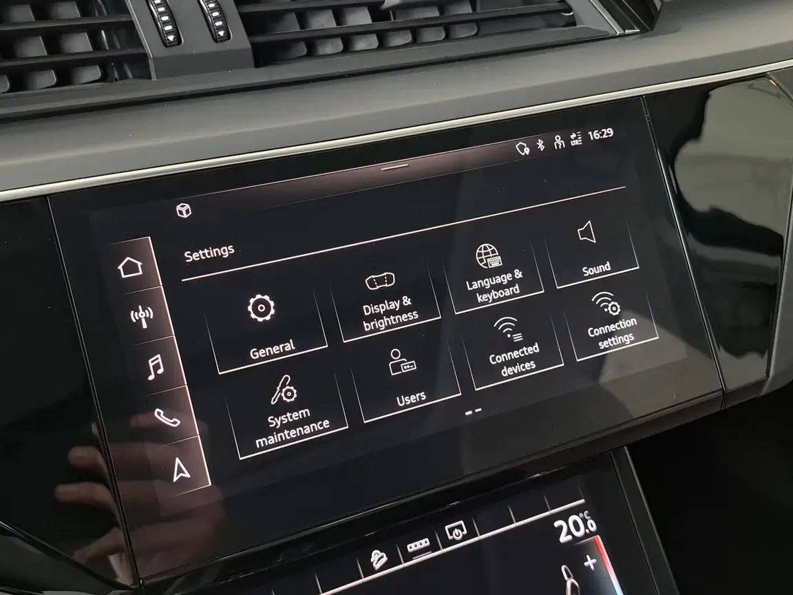 AUDI NONE