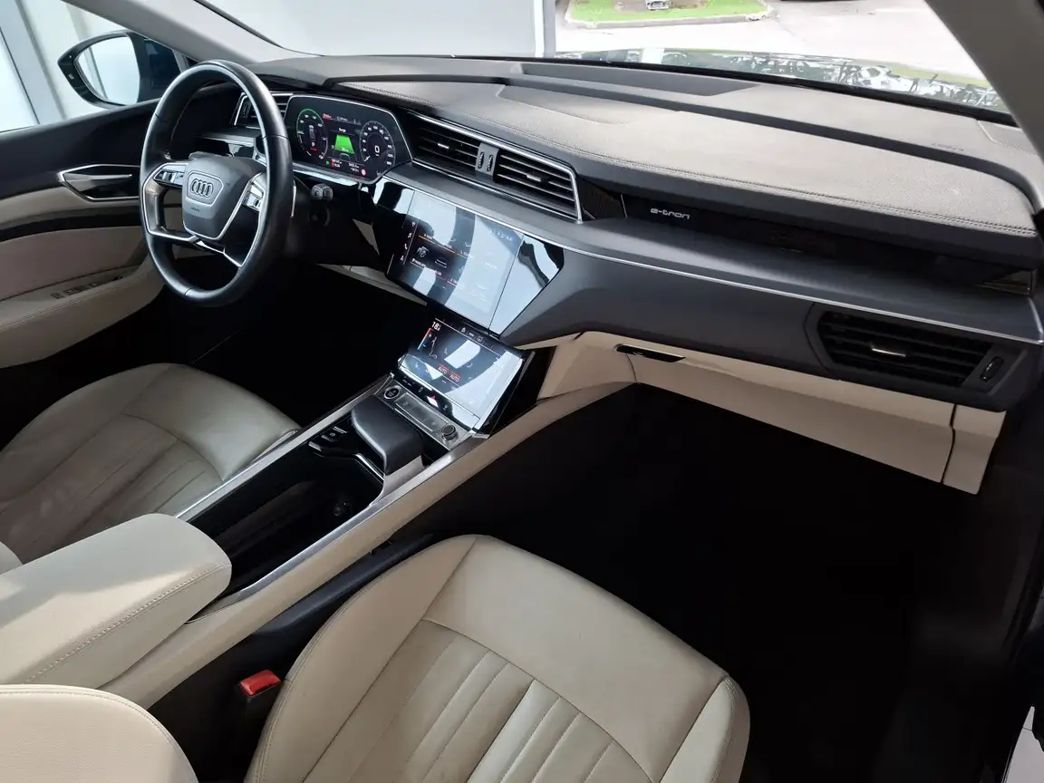 AUDI NONE
