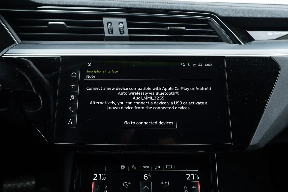 AUDI E-TRON
