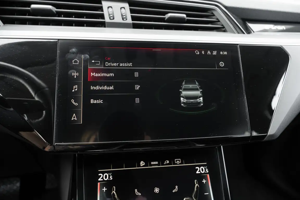 AUDI E-TRON