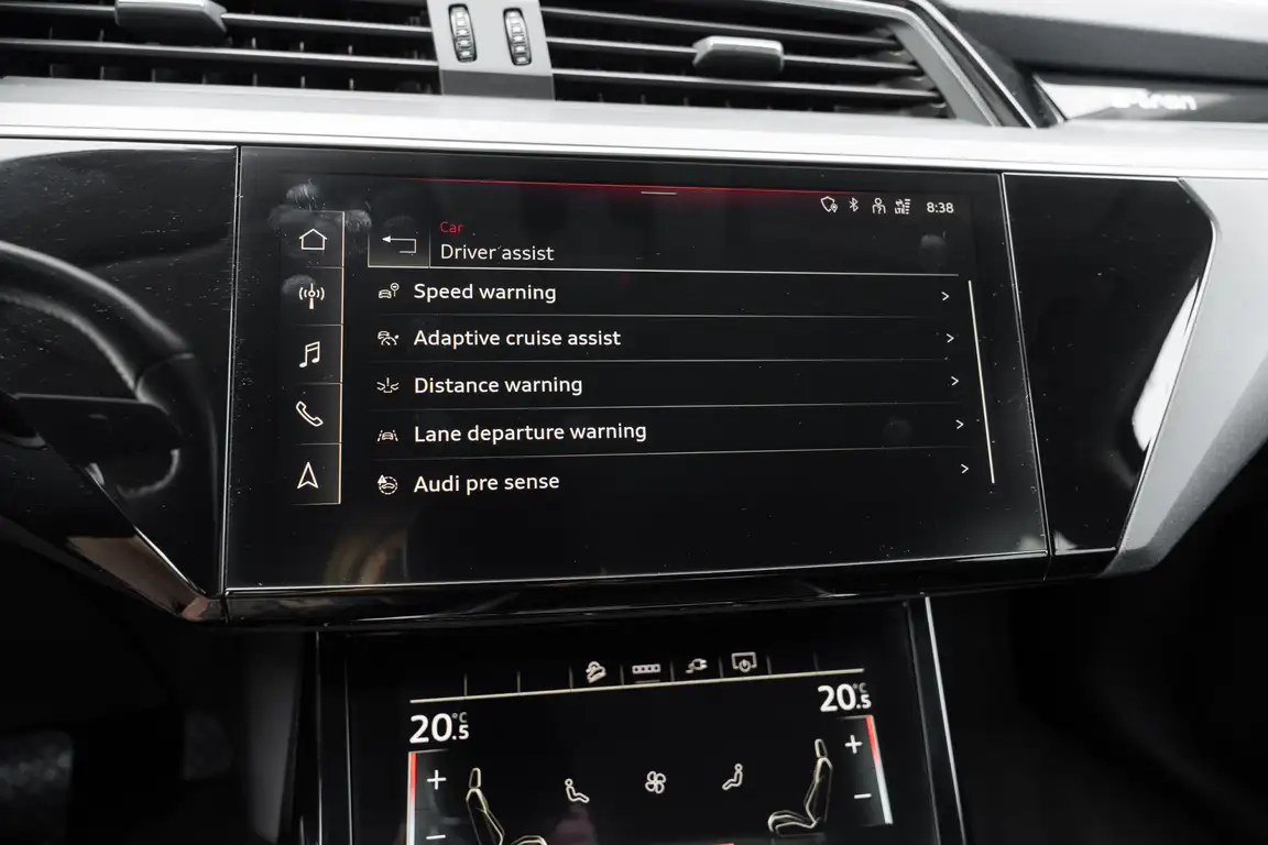 AUDI E-TRON