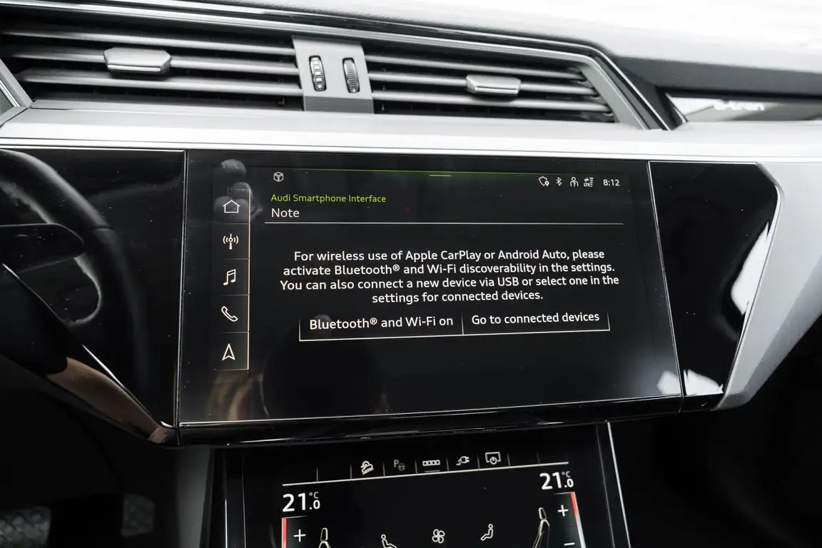 AUDI E-TRON