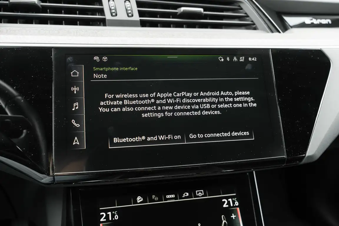 AUDI E-TRON