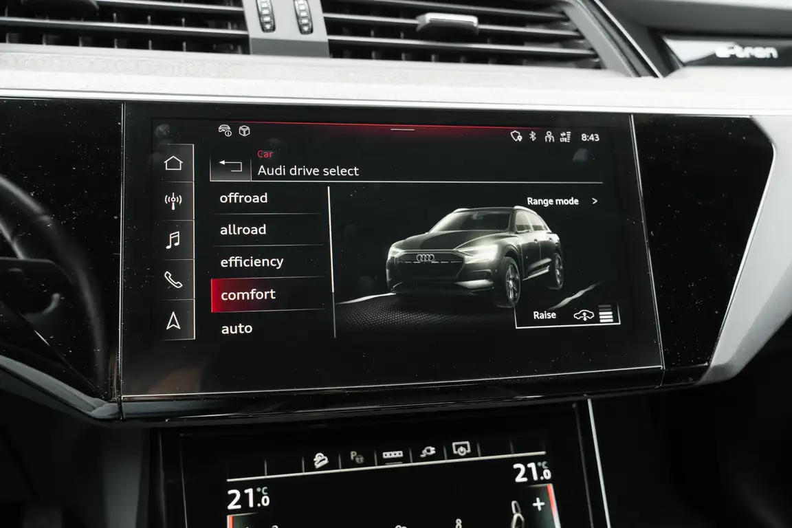 AUDI E-TRON