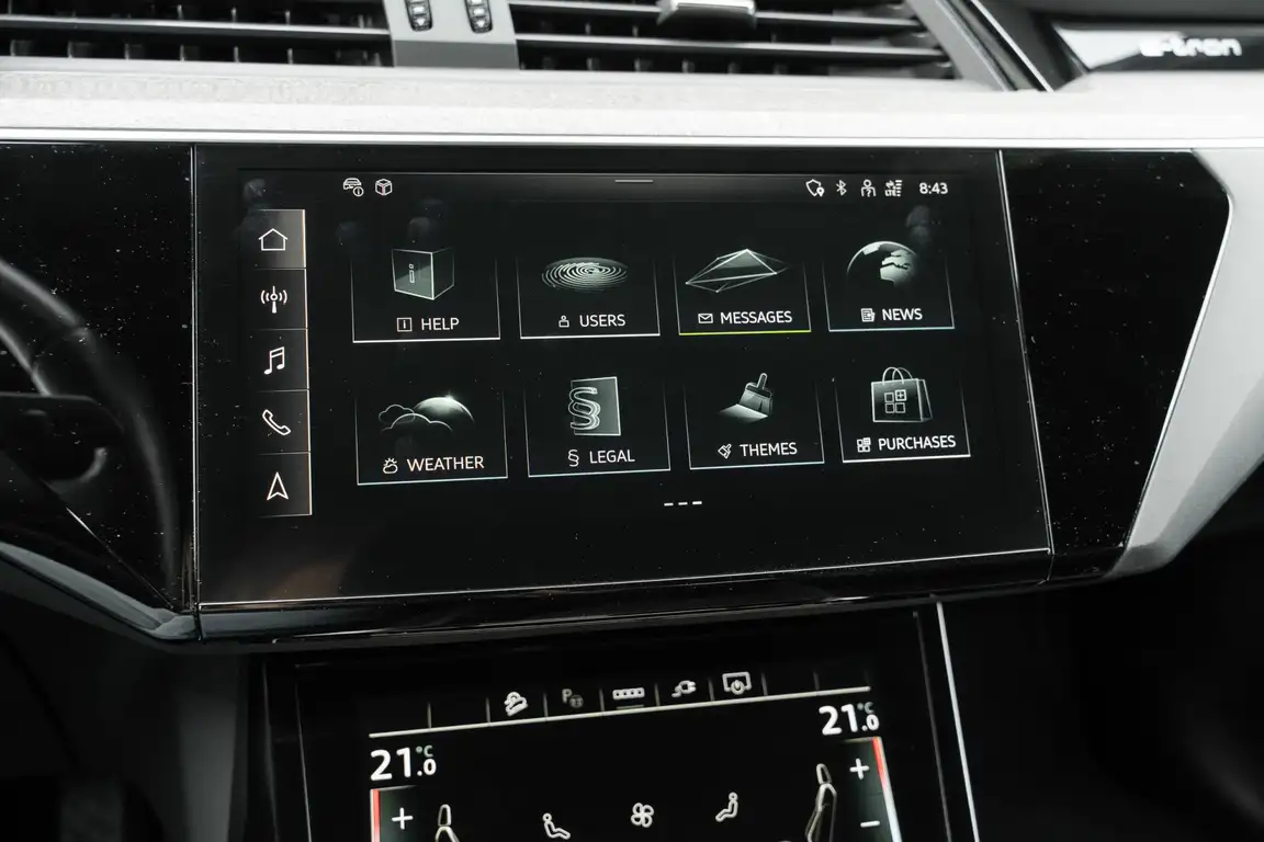 AUDI E-TRON