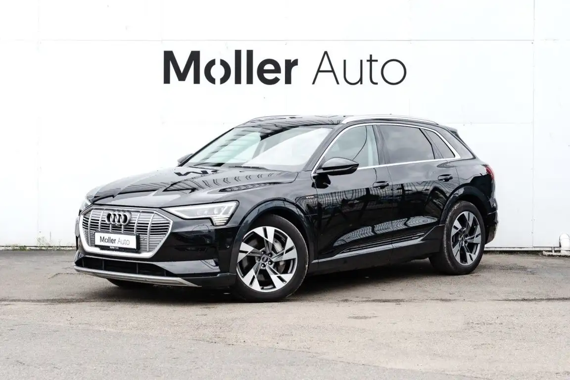 AUDI E-TRON