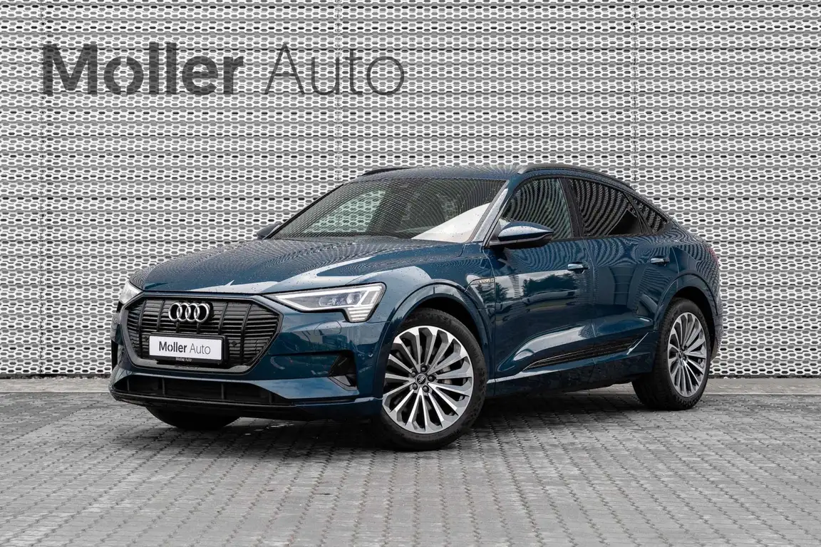 AUDI E-TRON