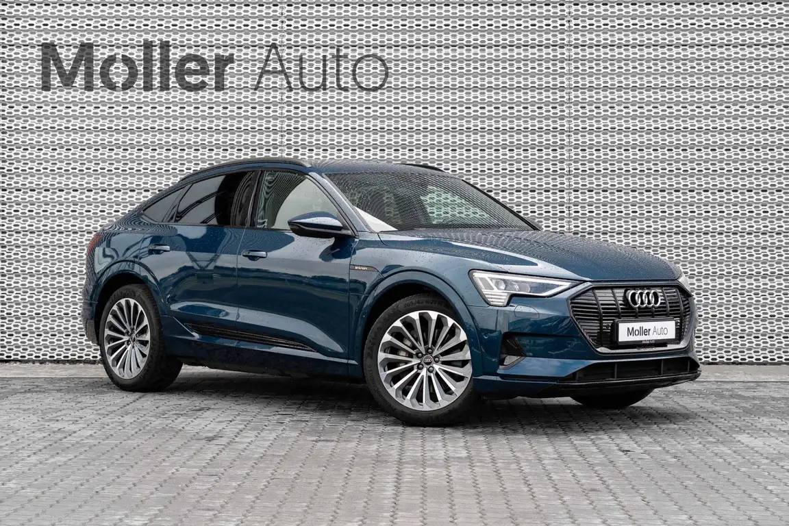 AUDI E-TRON