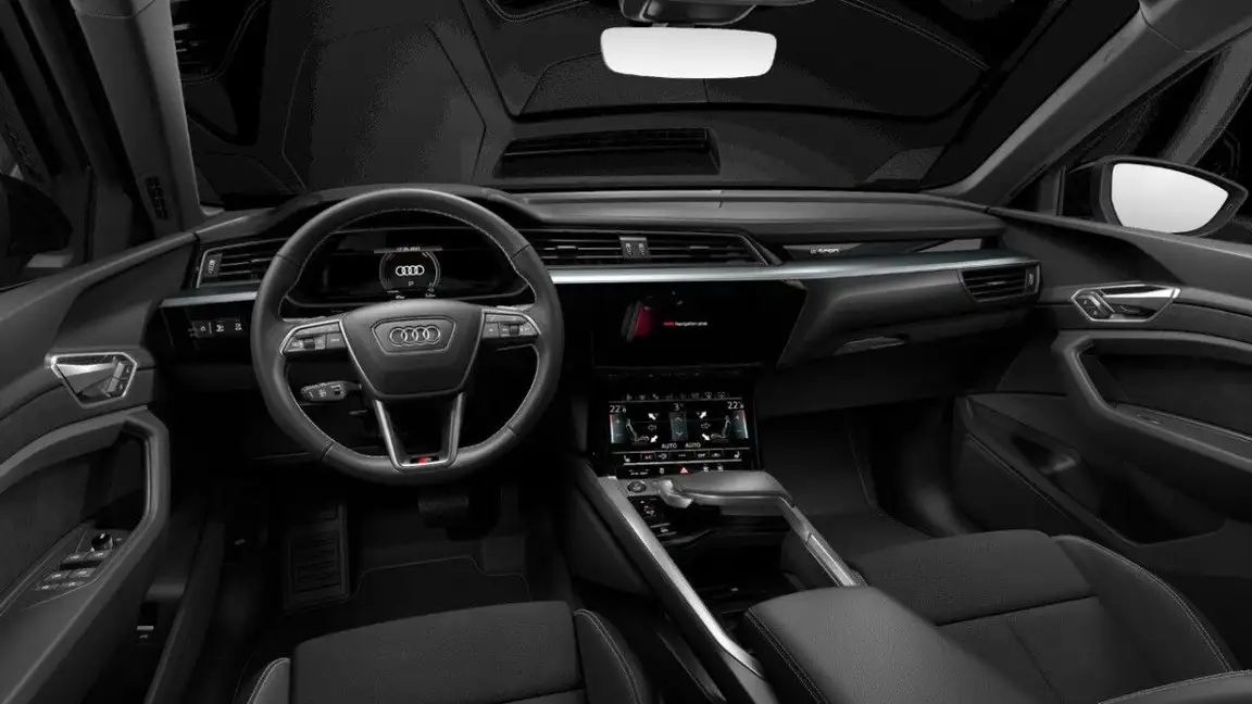 AUDI E-TRON