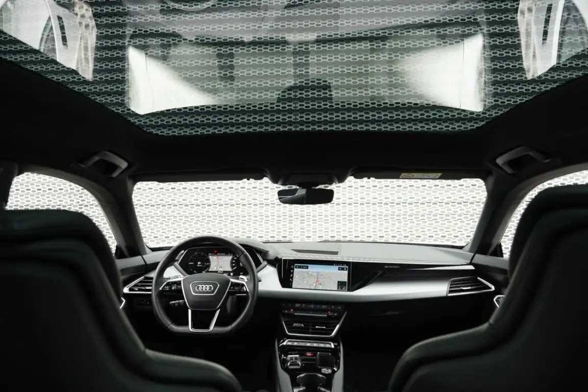 AUDI E-TRON GT