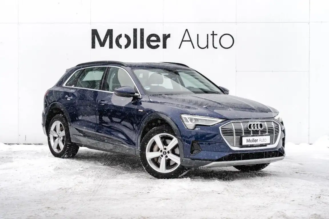 AUDI E-TRON