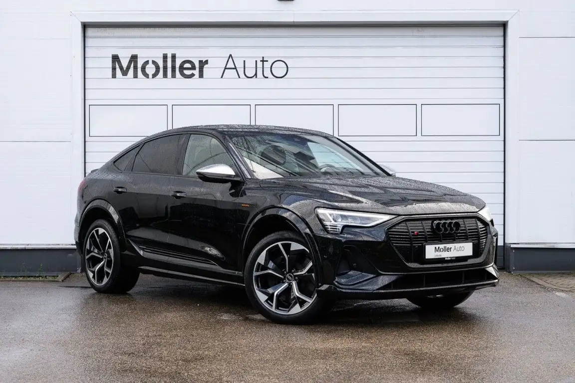 AUDI E-TRON S