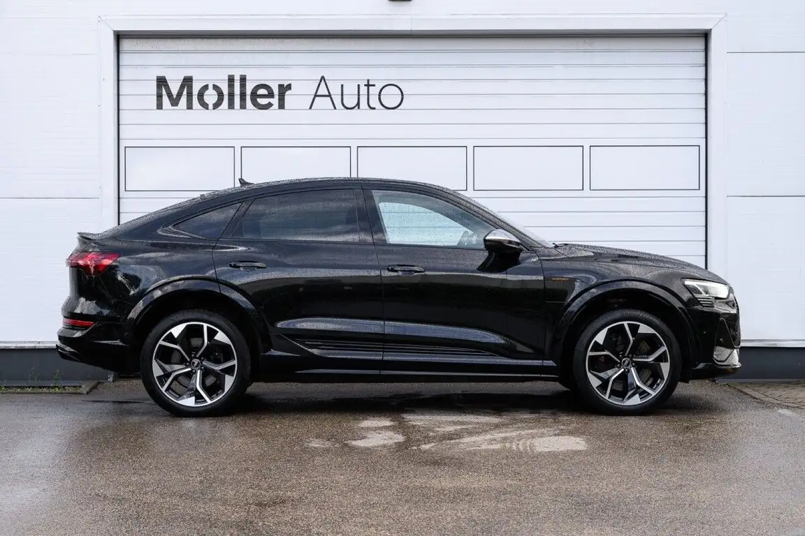 AUDI E-TRON S