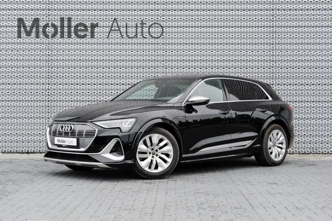 AUDI E-TRON S