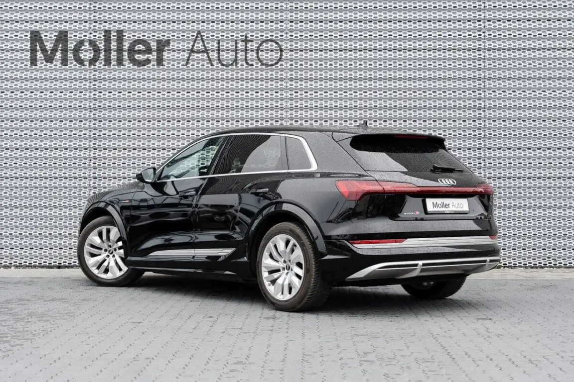 AUDI E-TRON S