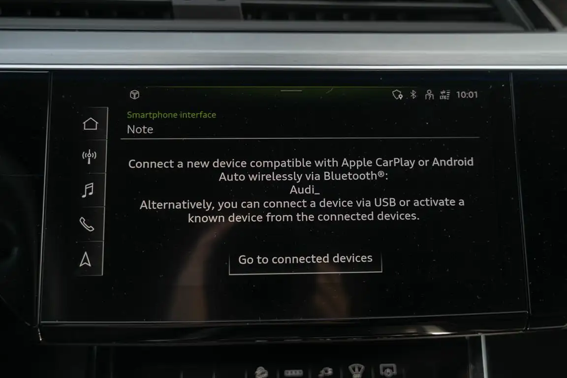 AUDI E-TRON