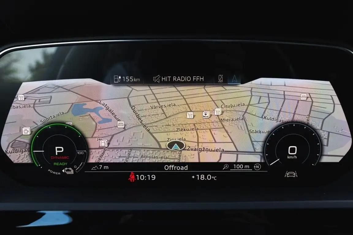 AUDI E-TRON S